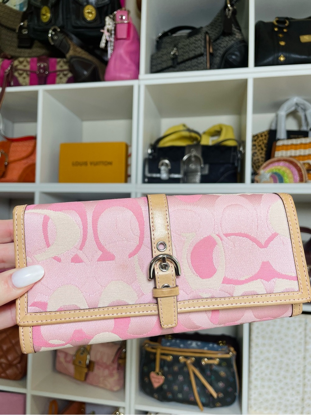 Coach Vintage Y2K Signature Pink 💕Optic C Soho Wallet- EUC